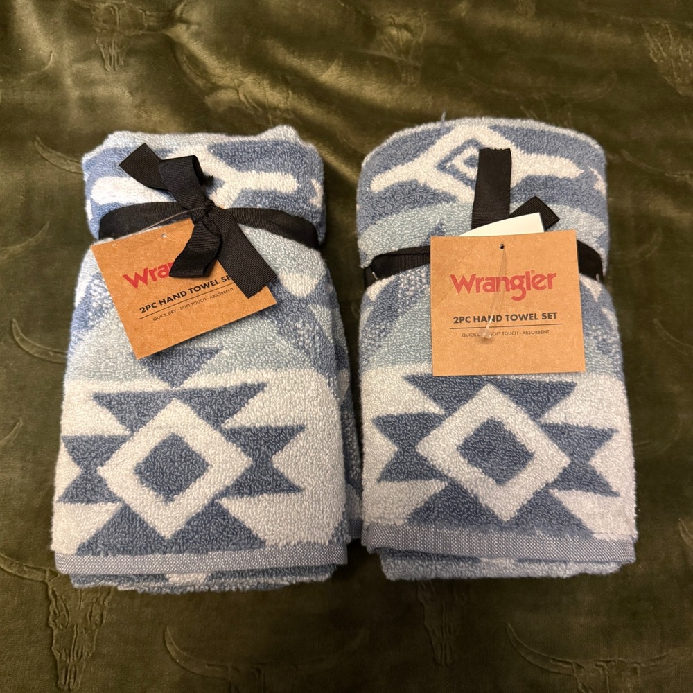 Wrangler Hand Towels Unisex 4pk Blue NWT Dakota Blue Southwestern Geometric Set